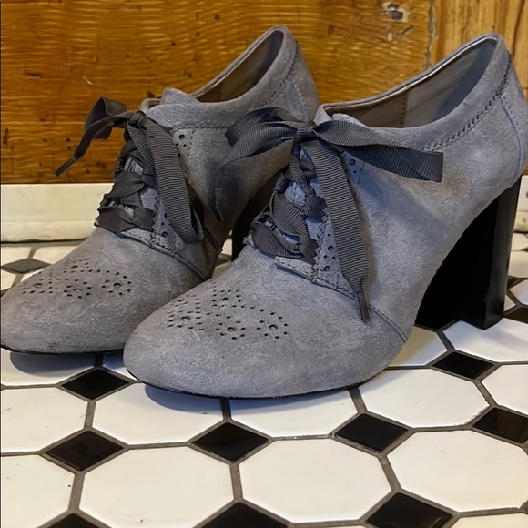 Oxford Booties - Picture 1 of 7